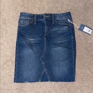 Universal Thread Jean Skirt NWT
